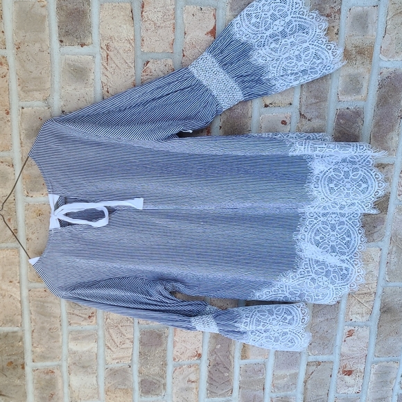 Joh Boho Striped Lace Top - Picture 4 of 8